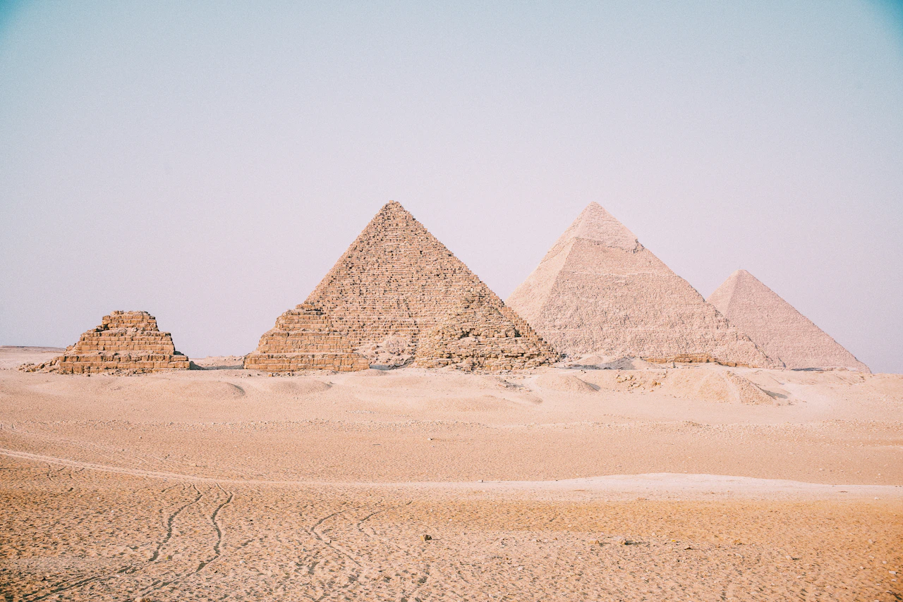 埃及 5G 出境旅游 eSIM 流量卡 (Cairo, Giza) - 落地 CAI/HRG 直连 Orange 高速流量低至 $3.99 ($1.65/GB)